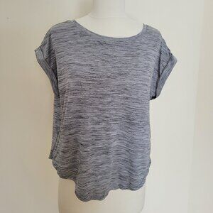 Lole | Gray Monochrome Open Back Athletic Top | Size Medium